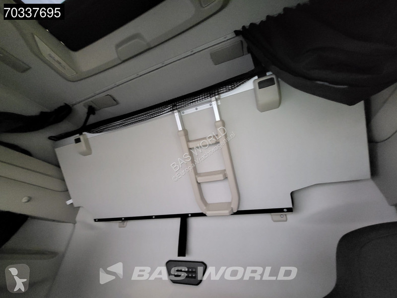 Iveco S-Way 460 4X2 Mega 2x Tanks Standklima...