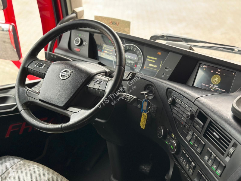 Tahač Volvo 4x2 BL ACC Hydraulik Retarder