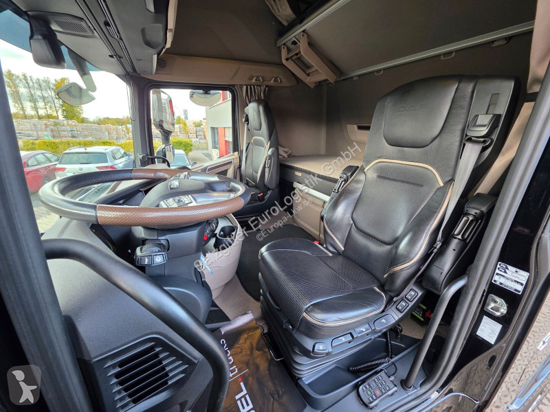 Traktor DAF + 530FT