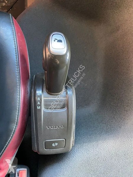 Traktor Volvo 500 8X6 + PALFINGER PK 65002-SH F...