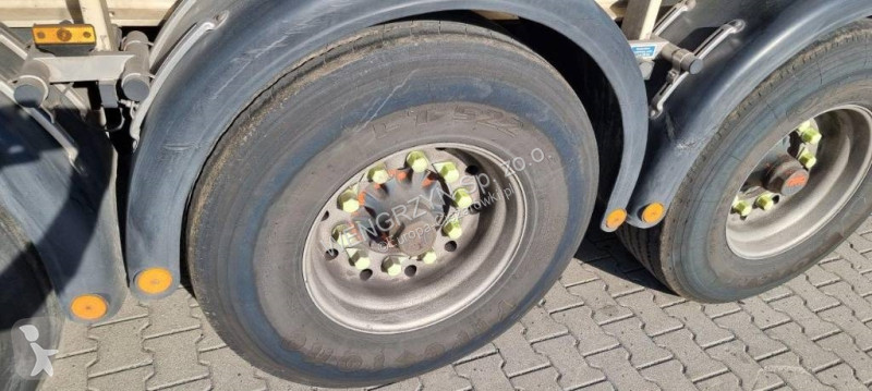 Conjunto rodoviário  Zestaw Mercedes Benz...