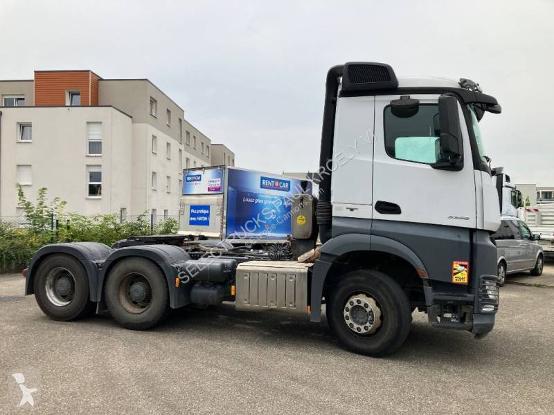 Traktor Mercedes