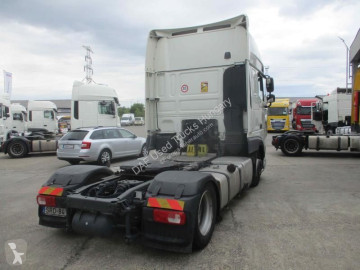 Cabeza tractora DAF
