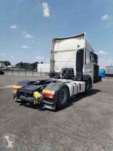 Cabeza tractora DAF