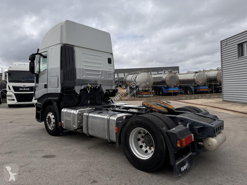 Traktor Iveco 460