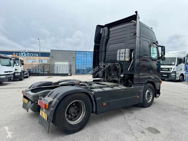 Traktor Volvo 460