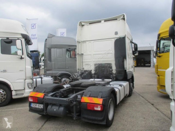 Cabeza tractora DAF