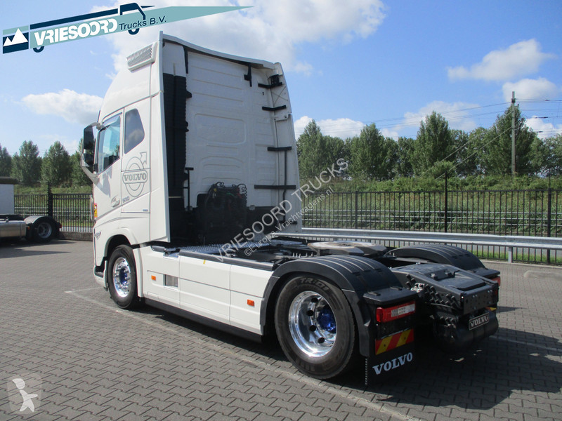 Tahač Volvo 500 pk