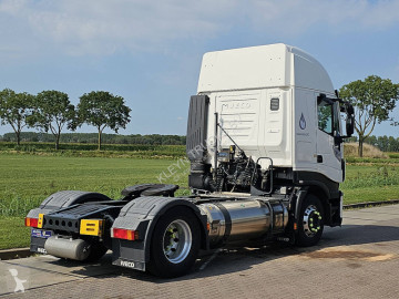 Traktor Iveco