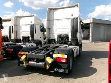 Cabeza tractora DAF