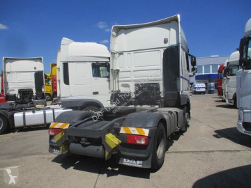 Cabeza tractora DAF