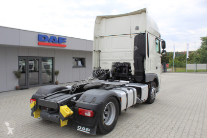 Cabeza tractora DAF