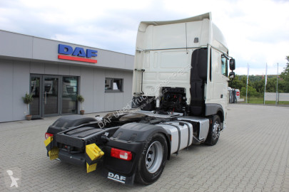 Cabeza tractora DAF