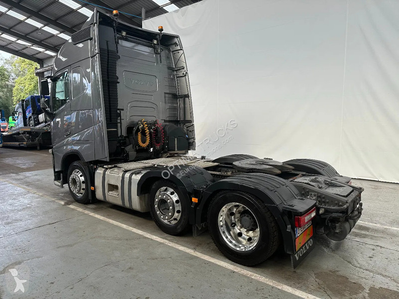 Traktor Volvo 13460 Globetrotter / 6x2 / VEB /...