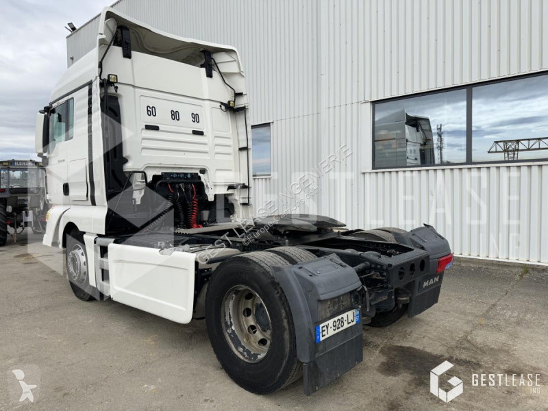 Tracteur MAN 18.460