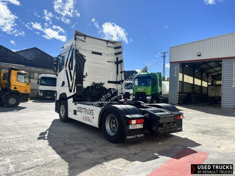 Traktor Renault