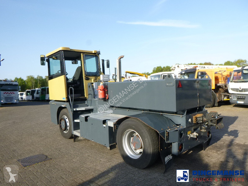 Traktor MOL RM 255 4X4 terminal drawbar tractor...