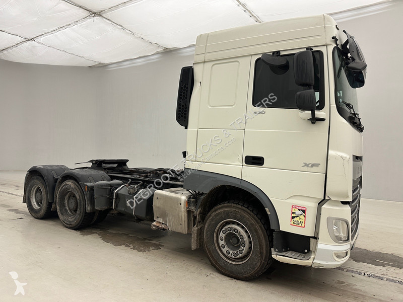 Traktor DAF 530 Space Cab - 6x4