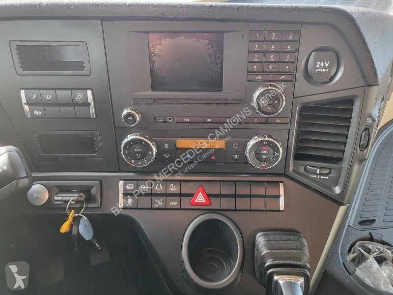 Traktor Mercedes II 1853 2.5 m E6