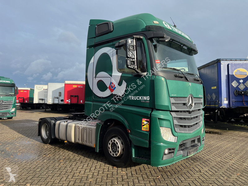 Traktor Mercedes 1845 Bigspace