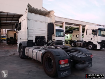 Cabeza tractora DAF