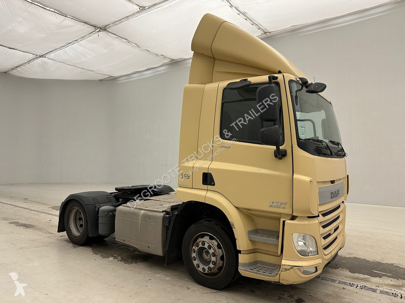 Traktor DAF 370
