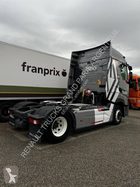 Traktor Renault