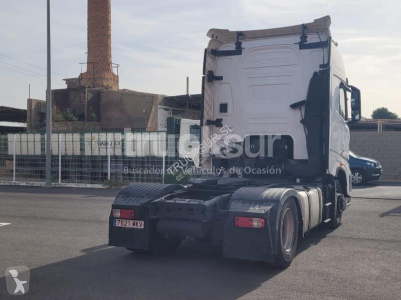Traktor Ford F-MAX 500