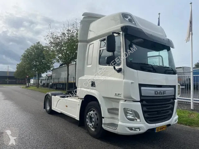 Traktor DAF 400 FT 400 Spacecab tractor head...