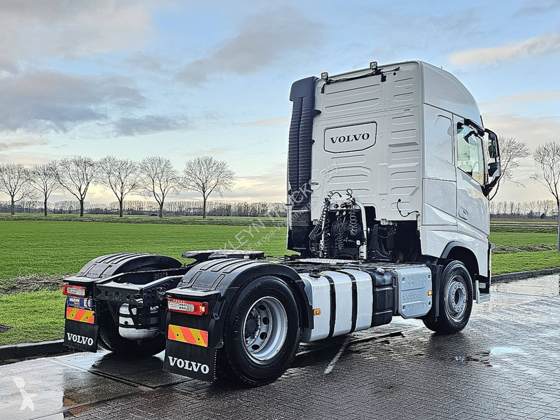 Tahač Volvo FH  PTO 2X TANK VEB+ IPC