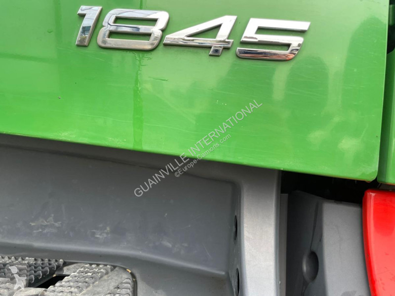 Tracteur Mercedes 1845