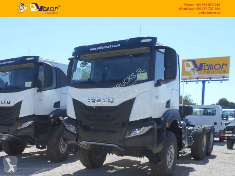 Traktor Iveco