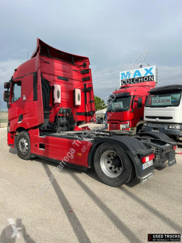 Cabeza tractora Renault
