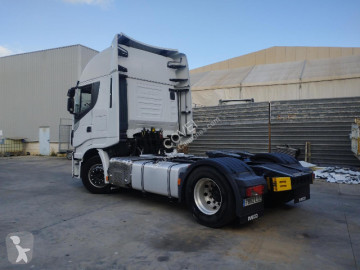 Cabeza tractora Iveco