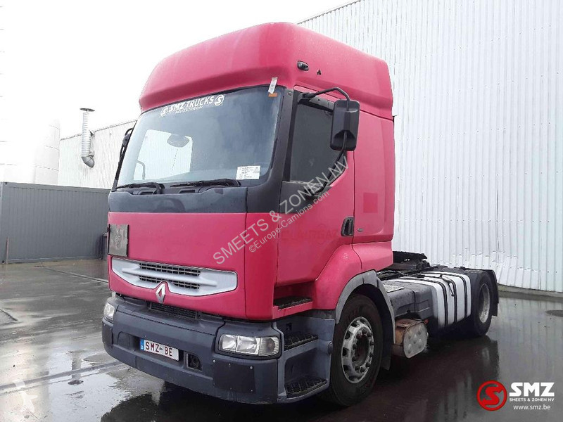 Tracteur Renault 420 hydraulic