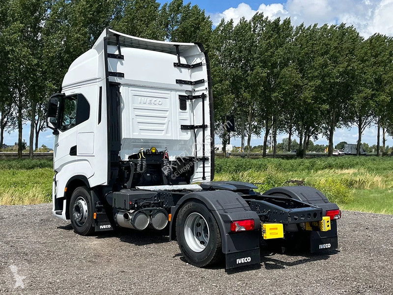 Tractor Iveco AS440S43T/P AT Tractor Head (8...
