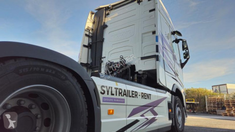 Tracteur Volvo neuf