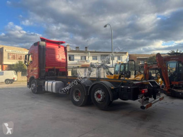Cabeza tractora Volvo