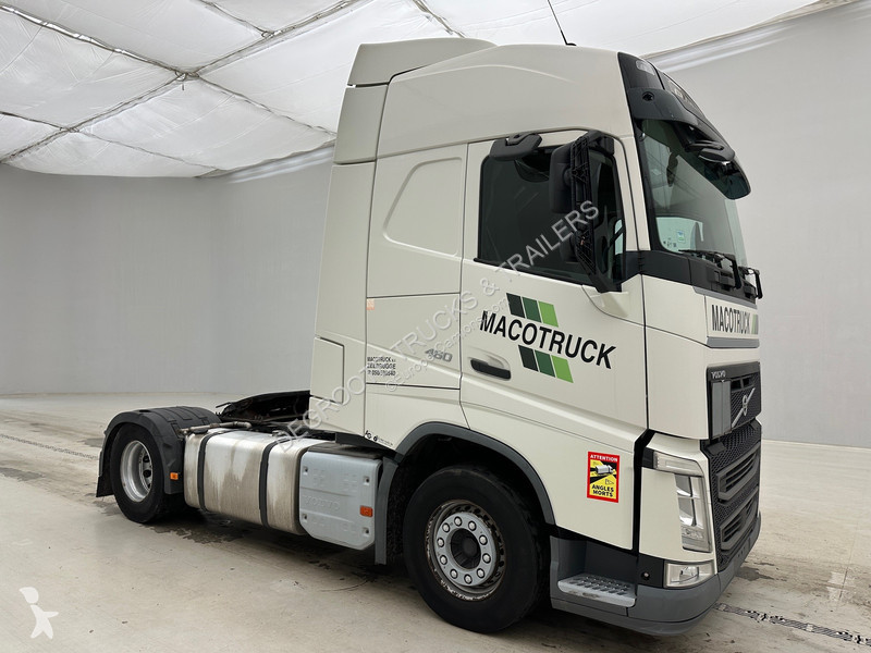 Traktor Volvo FH  Globetrotter - ADR