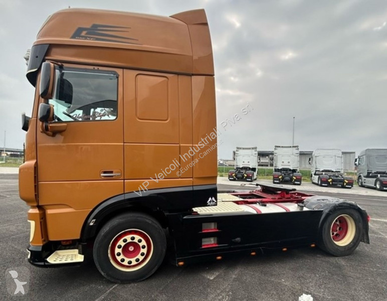 Tracteur DAF XF 530 FT