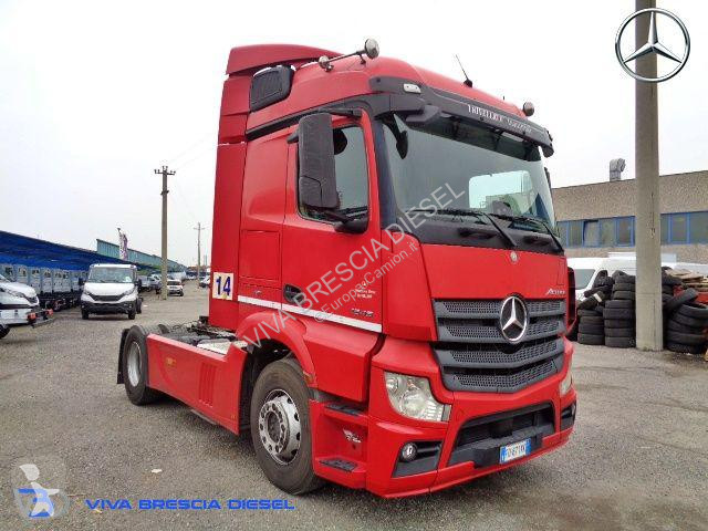 Trattore Stradale Mercedes ACTROS
