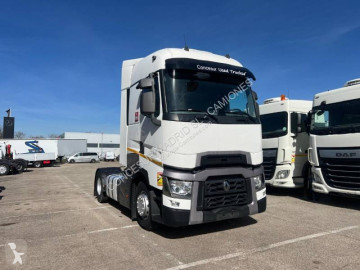 Traktor Renault T520 High cab