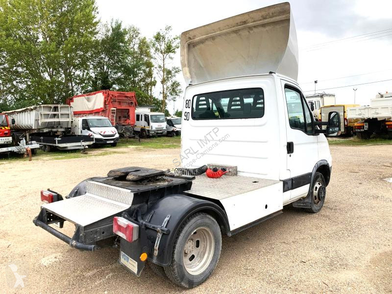 Traktor Iveco 35s18 PR SREM