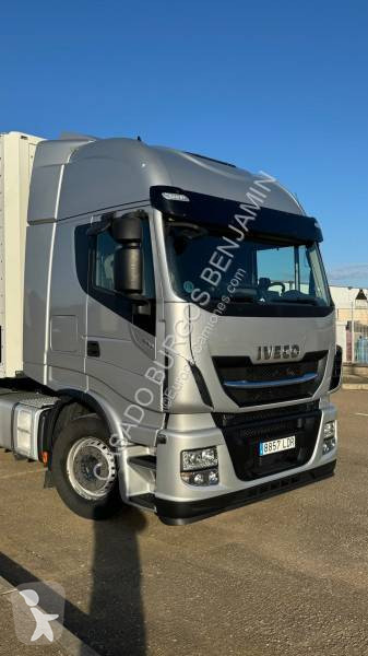 Traktor Iveco