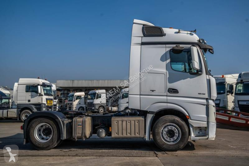 Traktor Mercedes 1846 LS + kiphydr