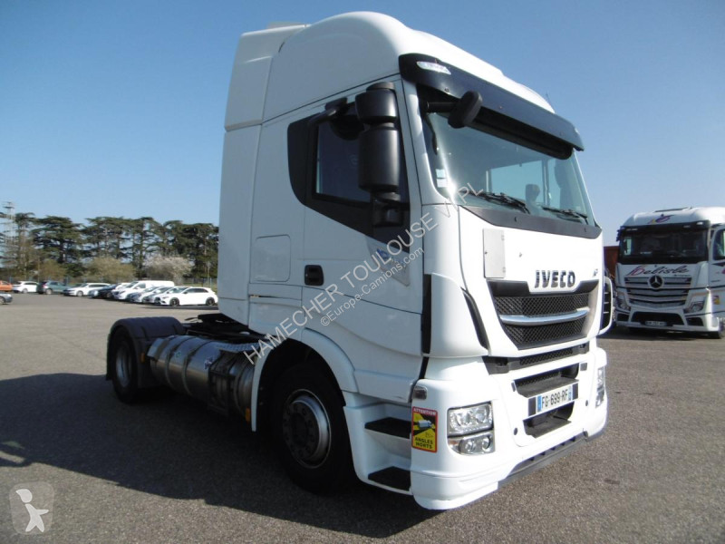 Traktor Iveco NP 460