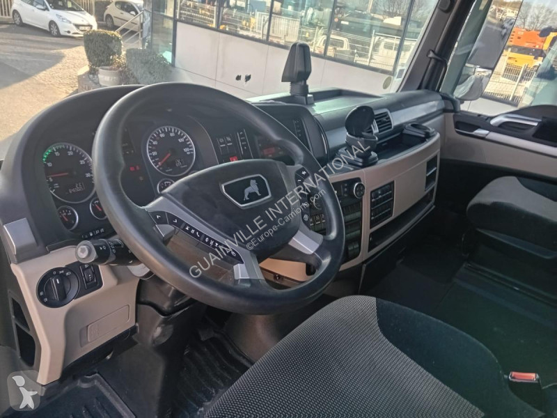 Tracteur MAN 18.500
