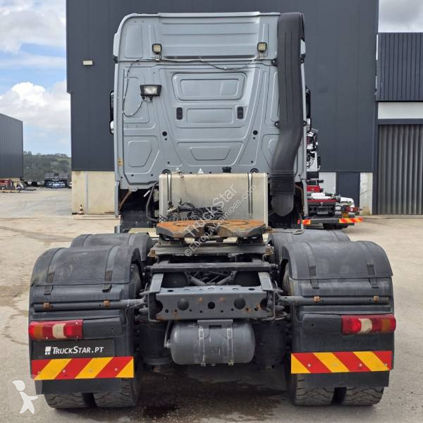 Tracteur Mercedes 2663