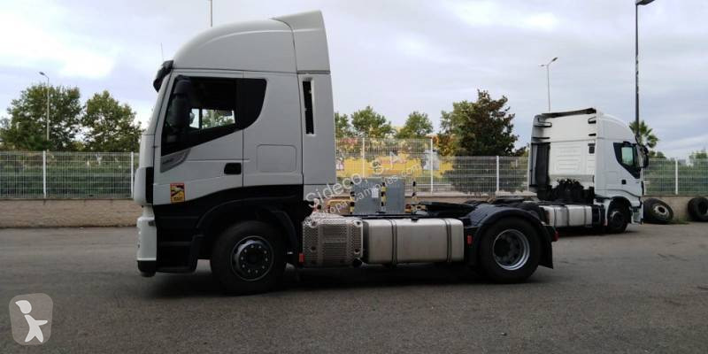 Traktor Iveco