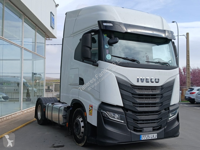 Traktor Iveco  460 AUTOMATICO  INTARDER ADR